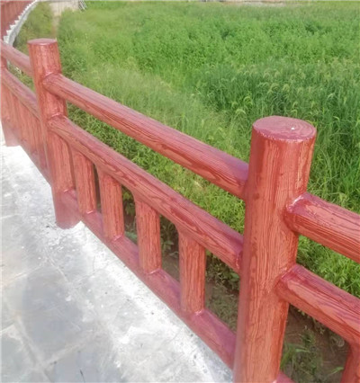 嘉兴广西护栏木纹漆施工案例